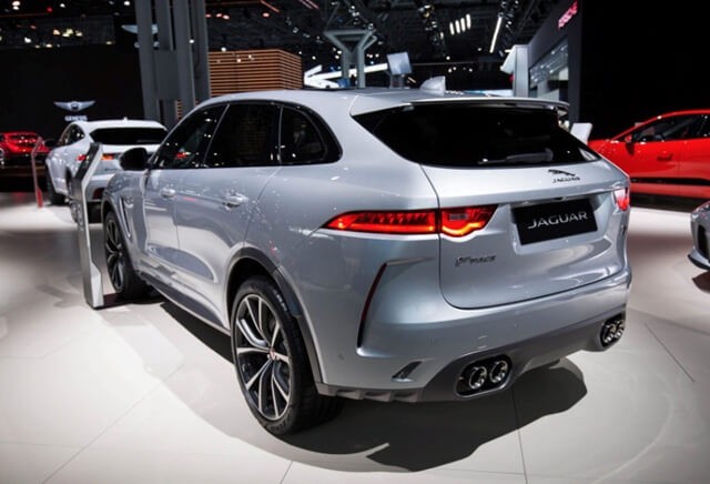 den-sau-xe-jaguar-f-pace
