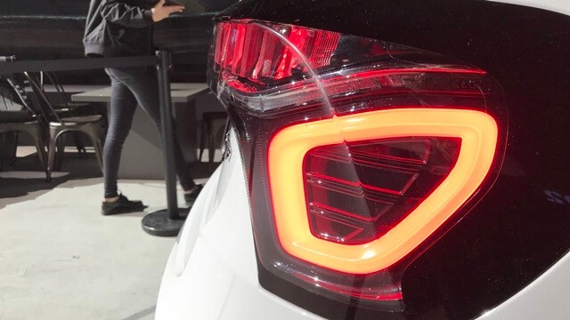 den-sau-xe-lynk-co-02-ra-mat