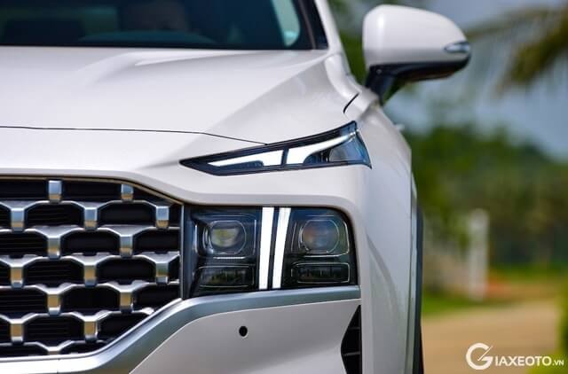 than-xe-hyundai-santafe-may-dau