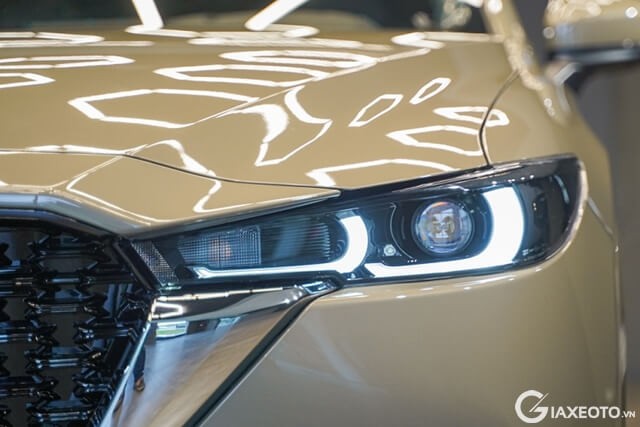 den-truoc-xe-mazda-cx-5-2023