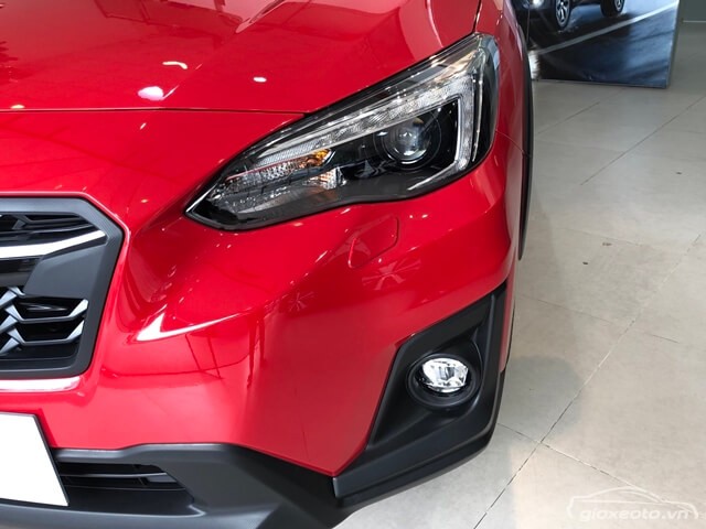 den-truoc-xe-subaru-xv