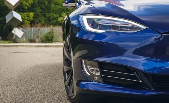 den-truoc-xe-tesla-model-s-100d