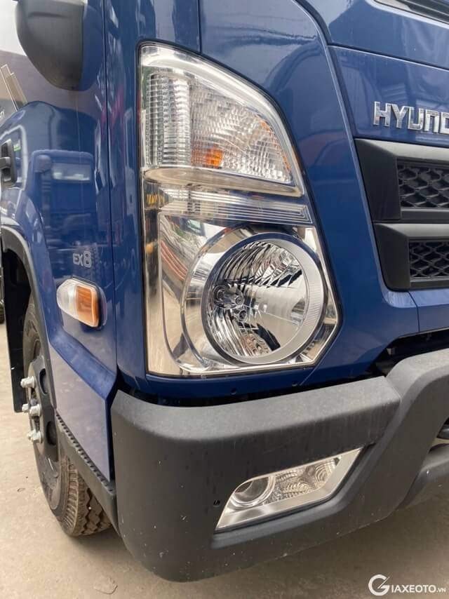 den-xe-hyundai-mighty-ex8-gt