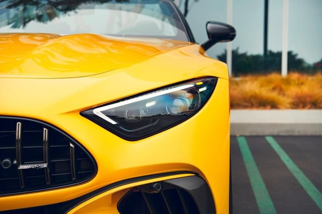 den-xe-mercedes-amg-sl-63-s-e-performance