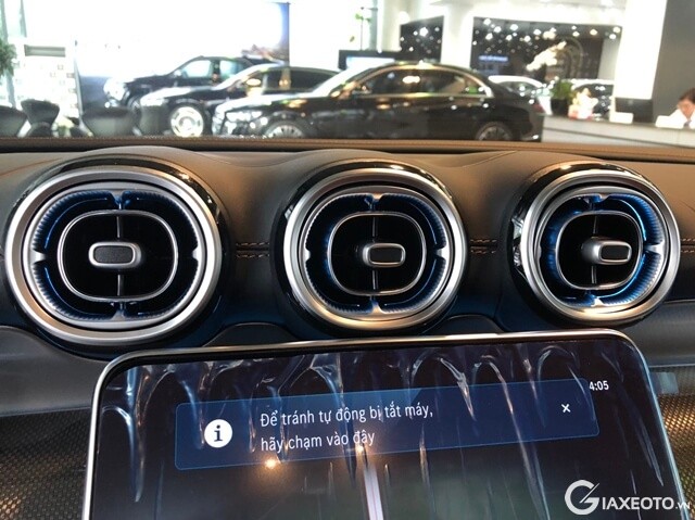 dieu-hoa-mercedes-glc300-2024