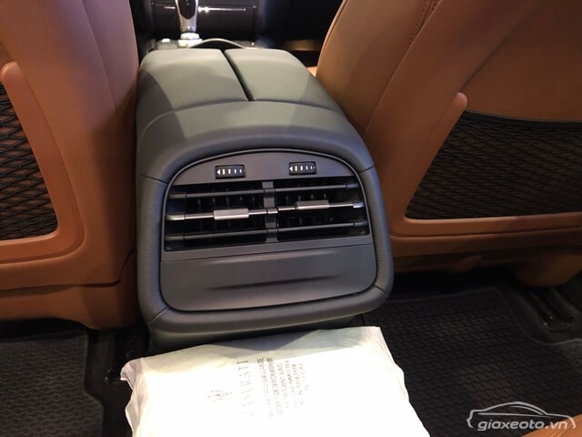 dieu-hoa-xe-maserati-ghibli