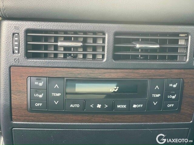 dieu-hoa-xe-toyota-land-cruiser-2021