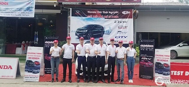 doi-ngu-nhan-vien-honda-thai-nguyen