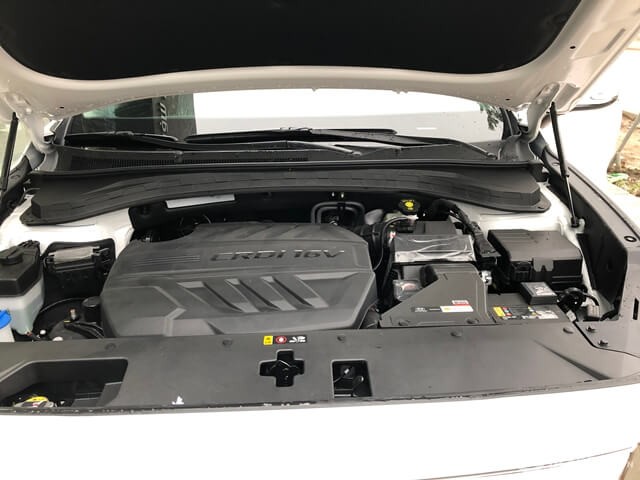 van-hanh-xe-hyundai-santafe-may-dau