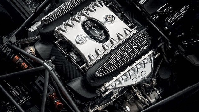 dong-co-xe-pagani-huayra-bc-roadster