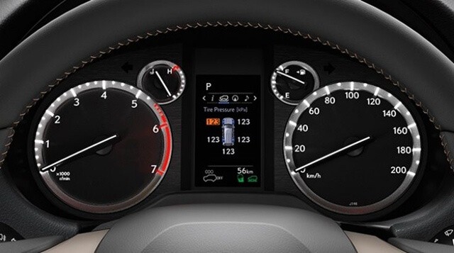 dong-ho-xe-lexus-gx460