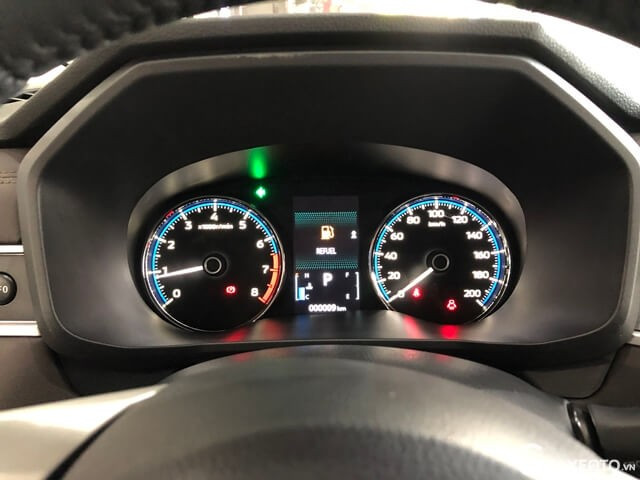 dong-ho-xe-mitsubishi-xpander-2025