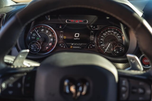 dong-ho-xe-ram-1500-trx