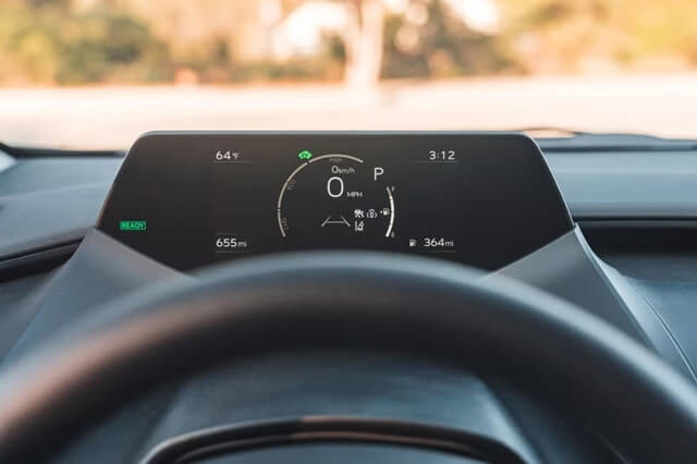 dong-ho-xe-toyota-prius