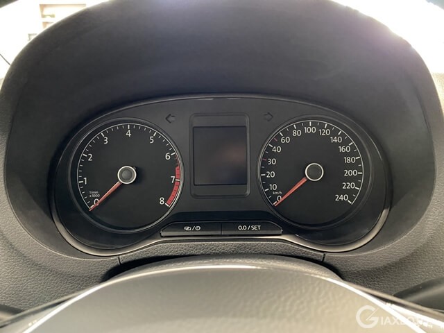 dong-ho-xe-volkswagen-polo