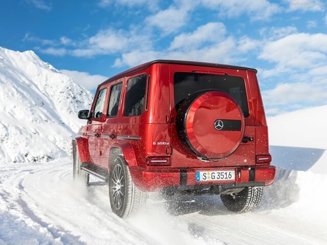 duoi-xe-Mercedes-Benz-G350d