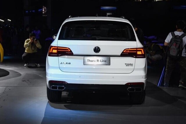 duoi-xe-Volkswagen-Tharu