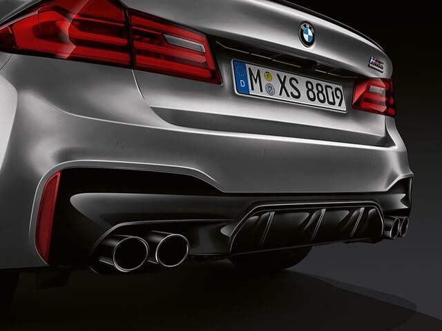 duoi-xe-bmw-m5