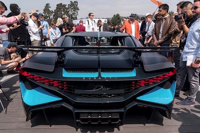 Chi tiết siêu xe Bugatti Chiron Divo kèm giá bán