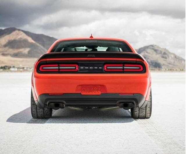 duoi-xe-dodge-challenger-srt-hellcat