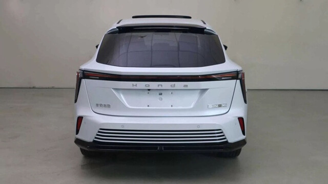 duoi-xe-honda-ens2