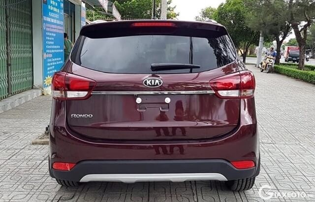 duoi-xe-kia-rondo