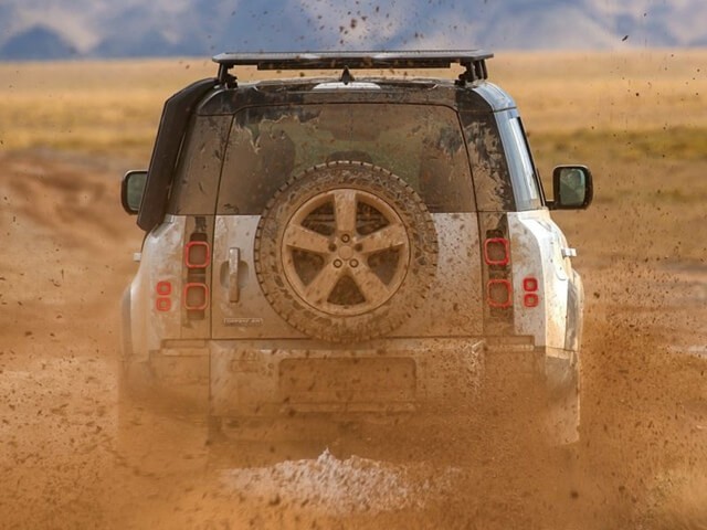 duoi-xe-land-rover-defender