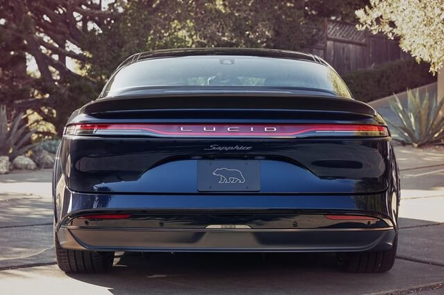 duoi-xe-lucid-air-sapphire