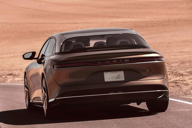 duoi-xe-lucid-air