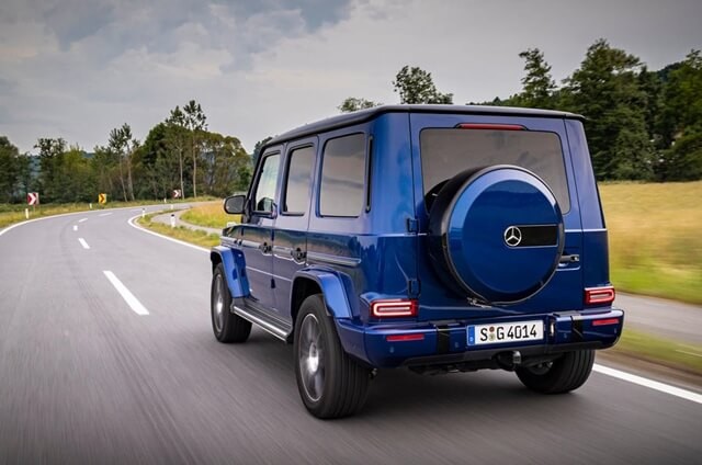 duoi-xe-mercedes-benz-g400d-4matic