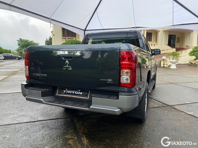 duoi-xe-mitsubishi-triton-glx