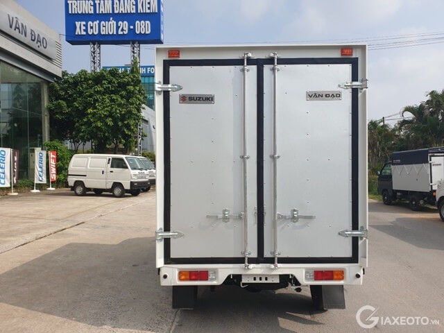duoi-xe-suzuki-super-carry-pro-thung-kin