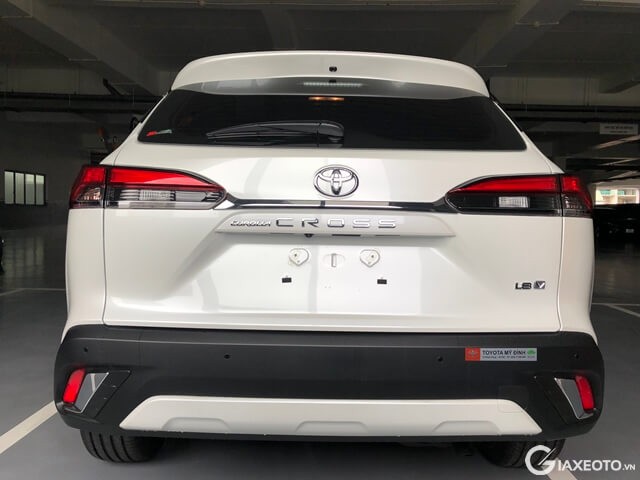 den-truoc-xe-toyota-corolla-cross-2020