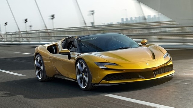 ferrari-sf90-spider-gia-bao-nhieu