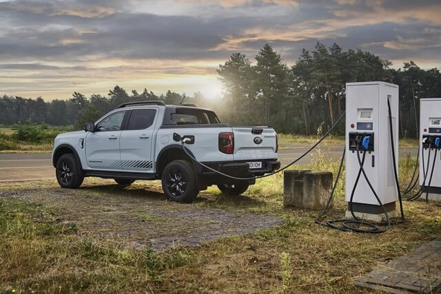 ford-ranger-phev