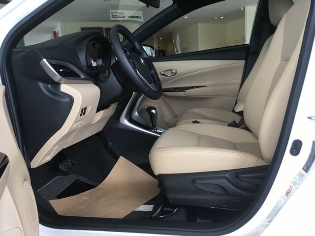 ghe-lai-xe-toyota-yaris