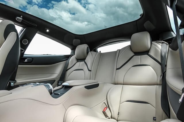 ghe-xe-Ferrari-GTC4Lusso-T