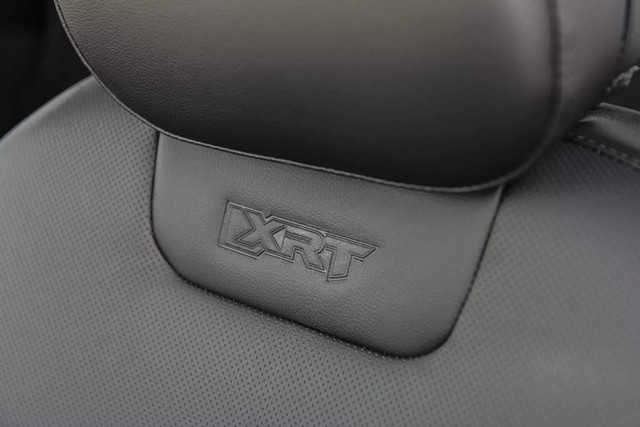 ghe-xe-hyundai-santa-cruz-xrt