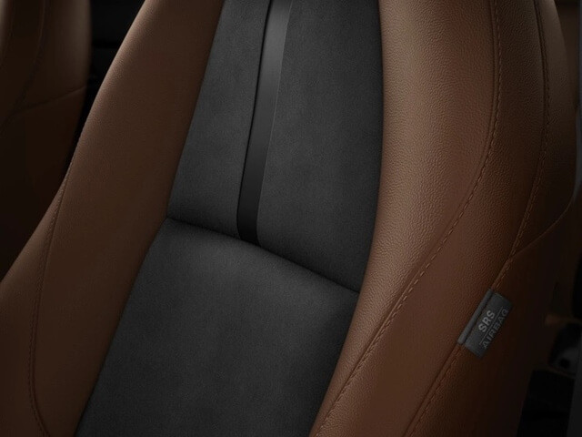 ghe-xe-mazda-cx30-2025