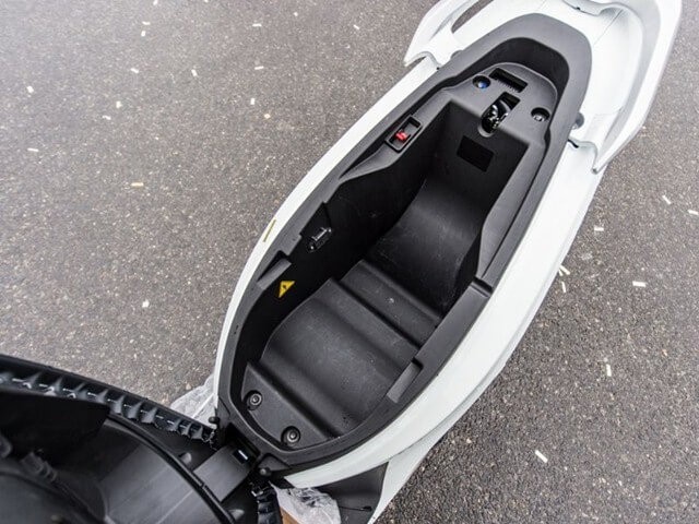 gia-pin-xe-may-dien-vinfast-feliz