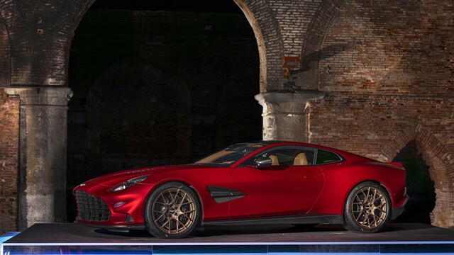 gia-xe-Aston-Martin-Vanquish