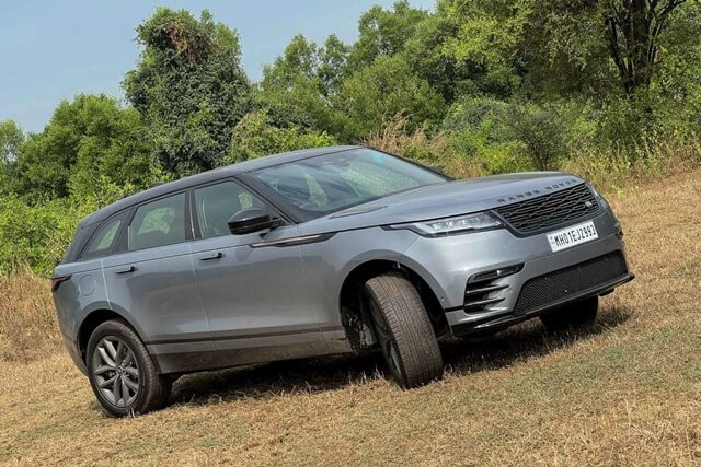 gia-xe-Range-Rover-Velar-2025