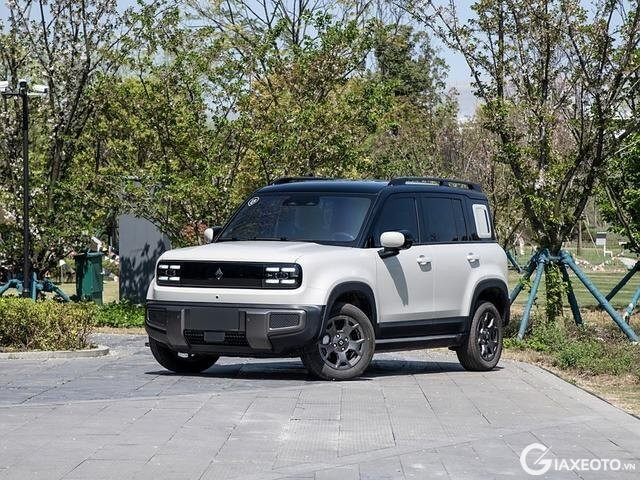 gia-xe-baojun-yep-plus