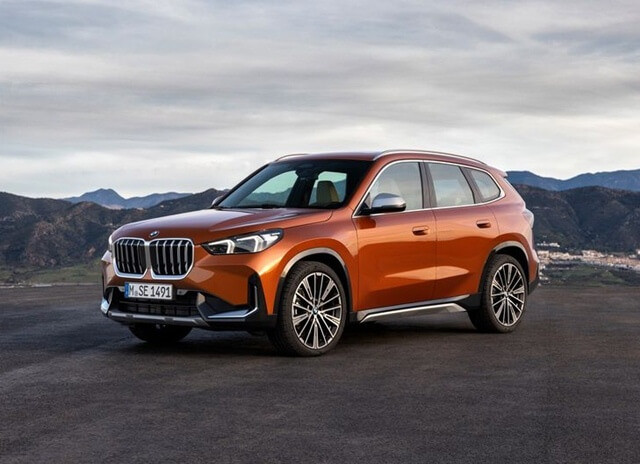 gia-xe-bmw-x1-the-he-moi