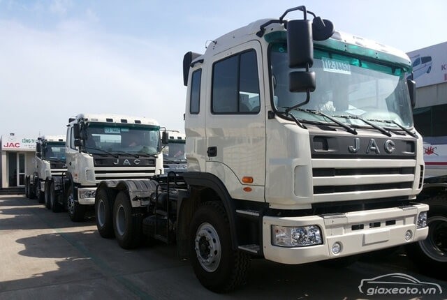 gia-xe-dau-keo-jac-2-cau-380HP