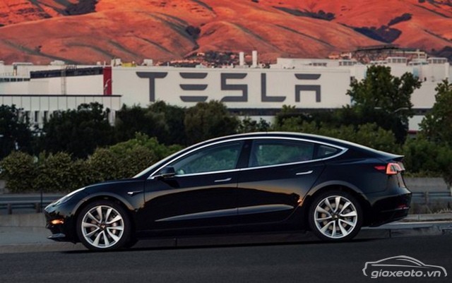 Tesla chính thức trở thành hãng xe điện lớn nhất thế giới