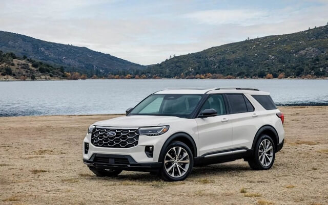 gia-xe-ford-explorer-2025