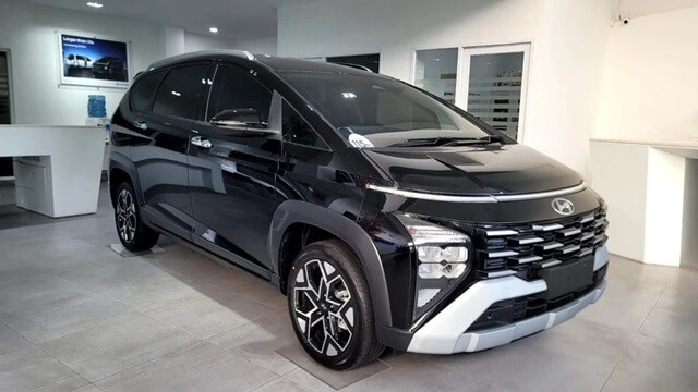 gia-xe-hyundai-stargazer-x