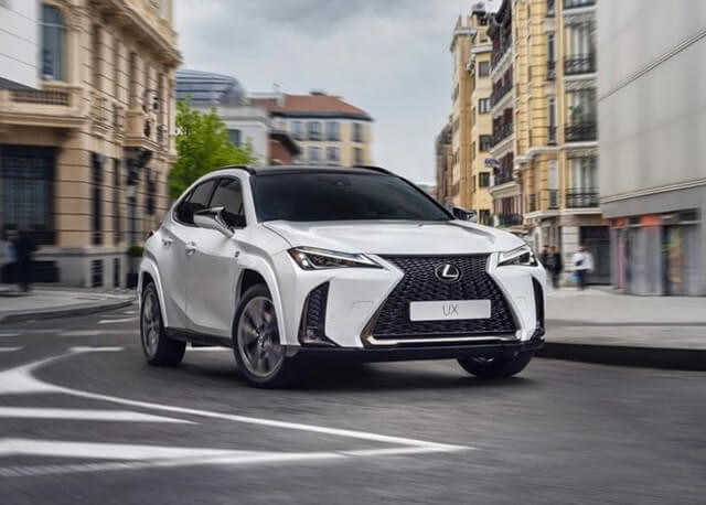 gia-xe-lexus-ux300h
