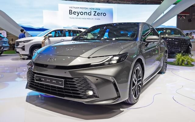 gia-xe-toyota-camry